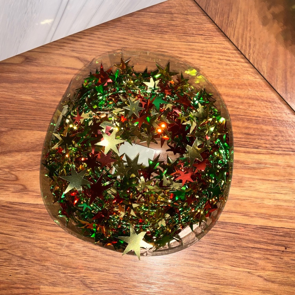 ⭐️ 10-4-$10- Festive Starry Holiday Tisel